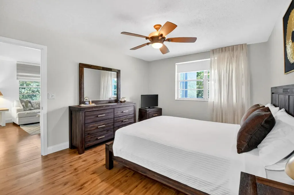 2975 SW 22nd Avenue Delray Beach FL 33445