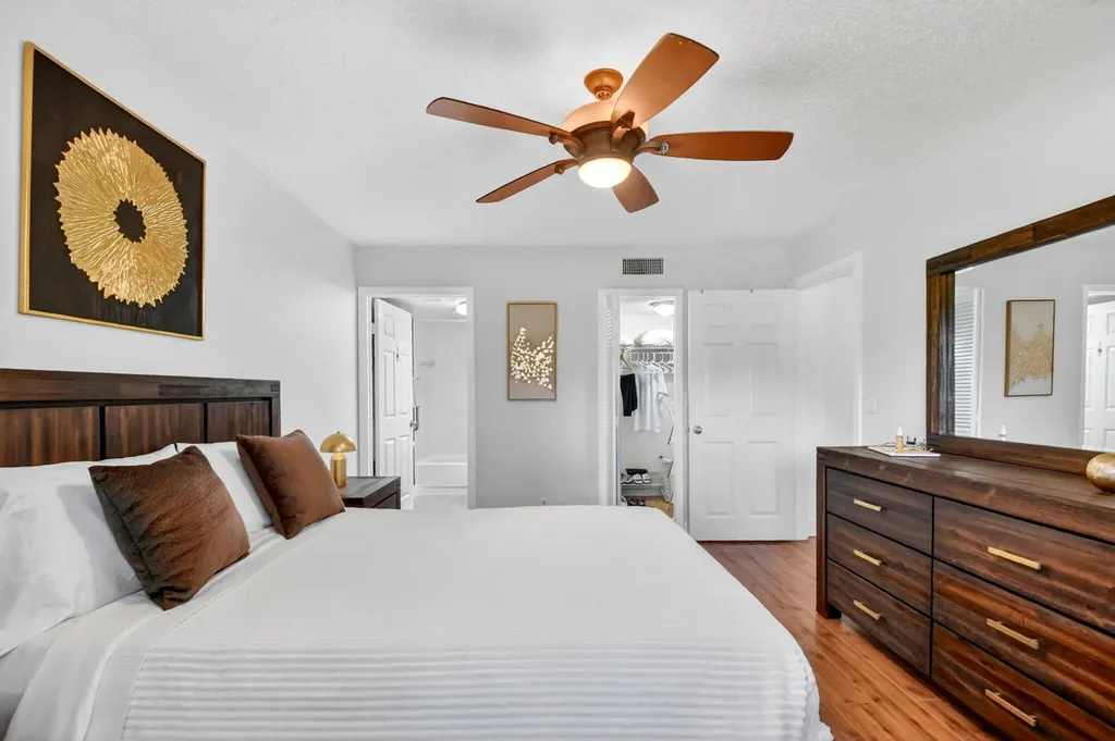 2975 SW 22nd Avenue Delray Beach FL 33445