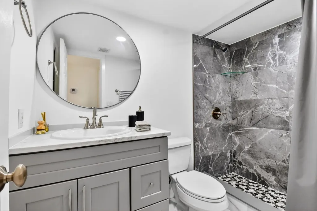 2975 SW 22nd Avenue Delray Beach FL 33445
