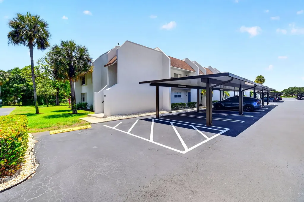 2975 SW 22nd Avenue Delray Beach FL 33445