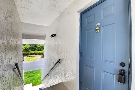 2975 SW 22nd Avenue Delray Beach FL 33445