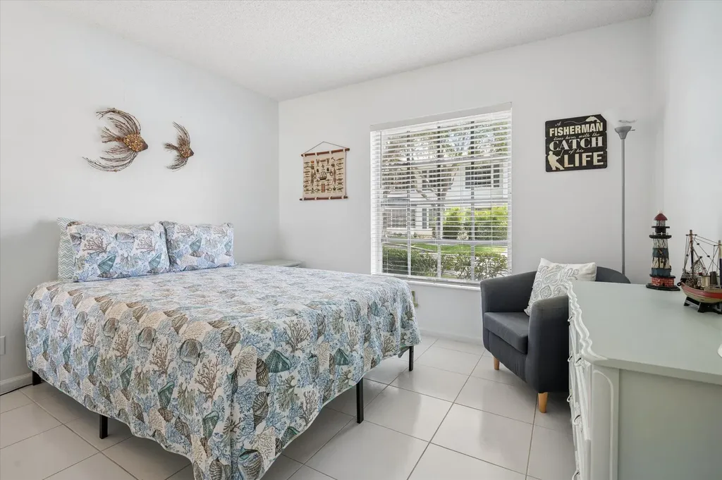 2210 NE 67th Street Fort Lauderdale FL 33308