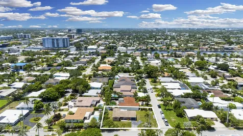 4511 Seagrape Drive Lauderdale By The Sea FL 33308