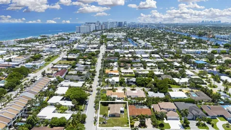 4511 Seagrape Drive Lauderdale By The Sea FL 33308