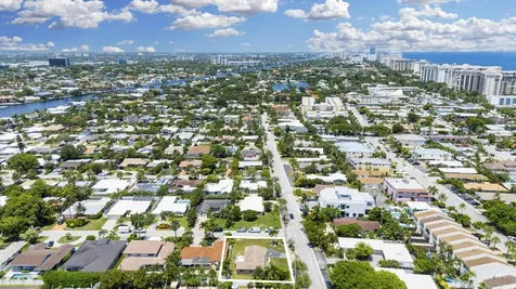 4511 Seagrape Drive Lauderdale By The Sea FL 33308