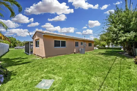 4511 Seagrape Drive Lauderdale By The Sea FL 33308