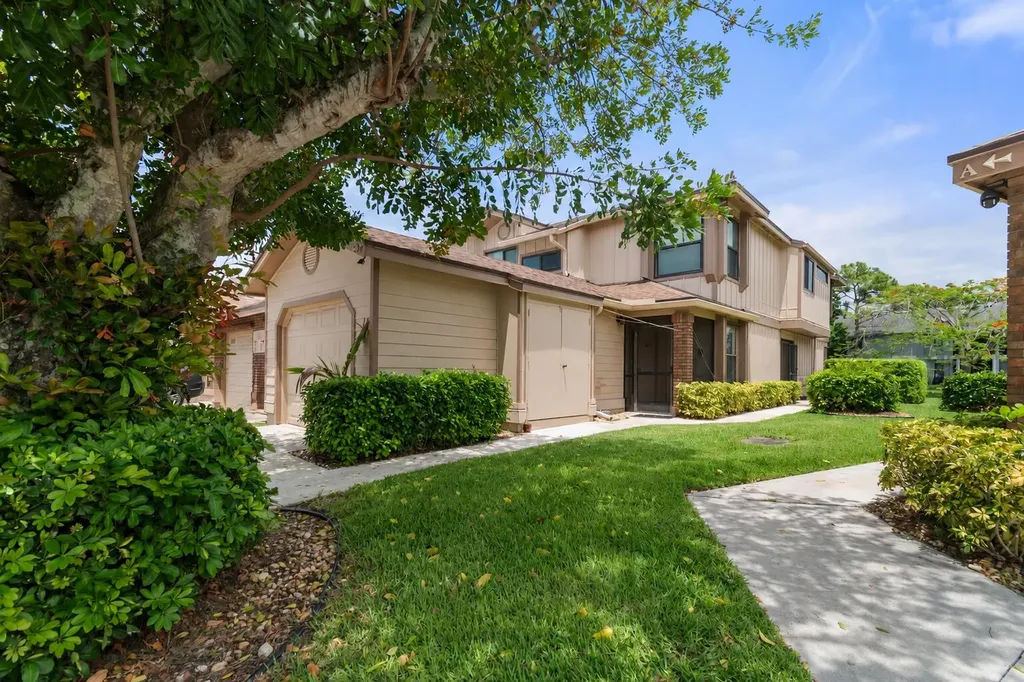 500 Crosswinds Drive Greenacres FL 33413