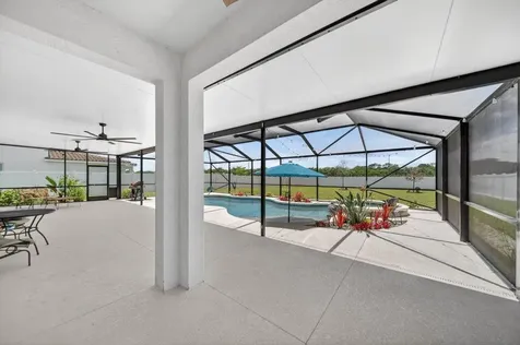 7528 NW Deysbrook Lane Port St Lucie FL 34987