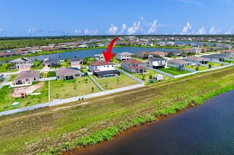 7528 NW Deysbrook Lane Port St Lucie FL 34987