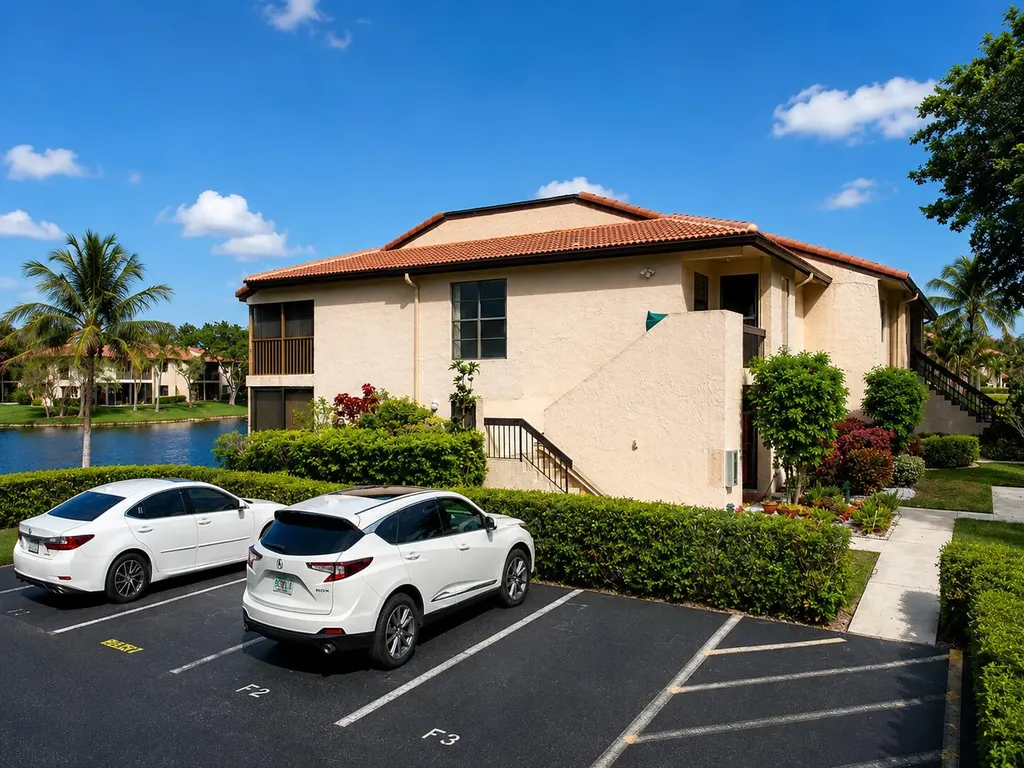9285 Vista Del Lago Boca Raton FL 33428