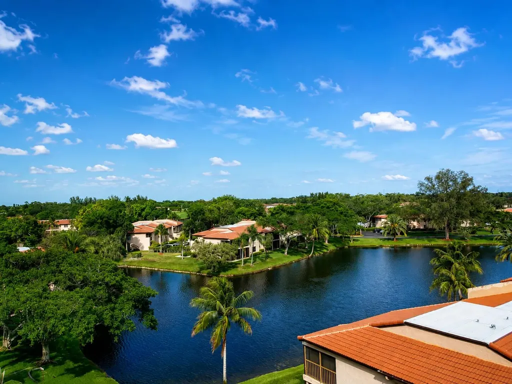 9285 Vista Del Lago Boca Raton FL 33428