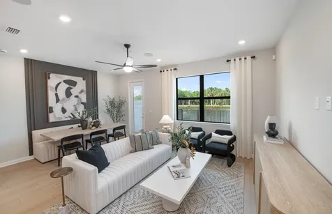 4256 Efendi Drive Lantana FL 33462