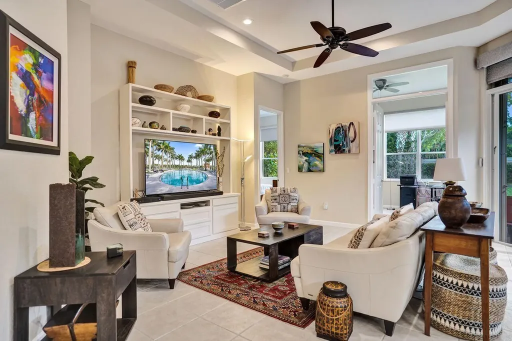 9625 Via Elegante Wellington FL 33411