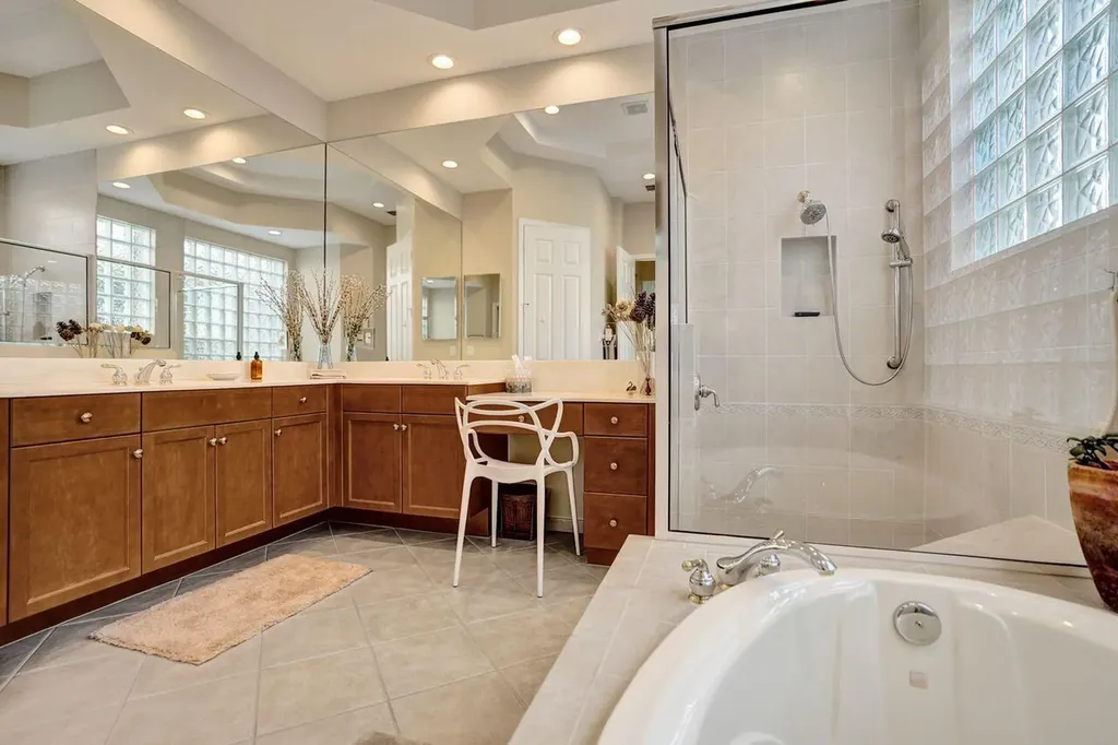 9625 Via Elegante Wellington FL 33411