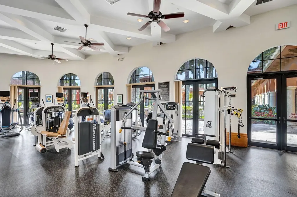 9625 Via Elegante Wellington FL 33411