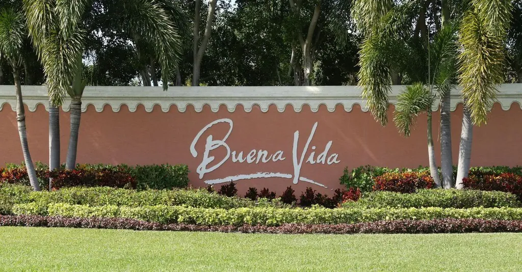 9625 Via Elegante Wellington FL 33411