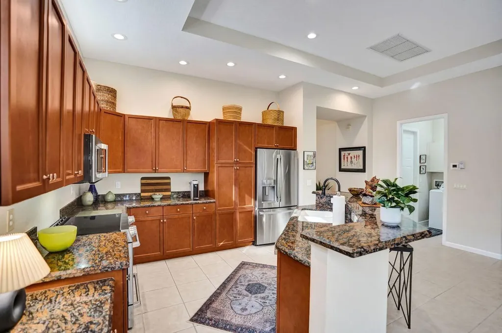 9625 Via Elegante Wellington FL 33411