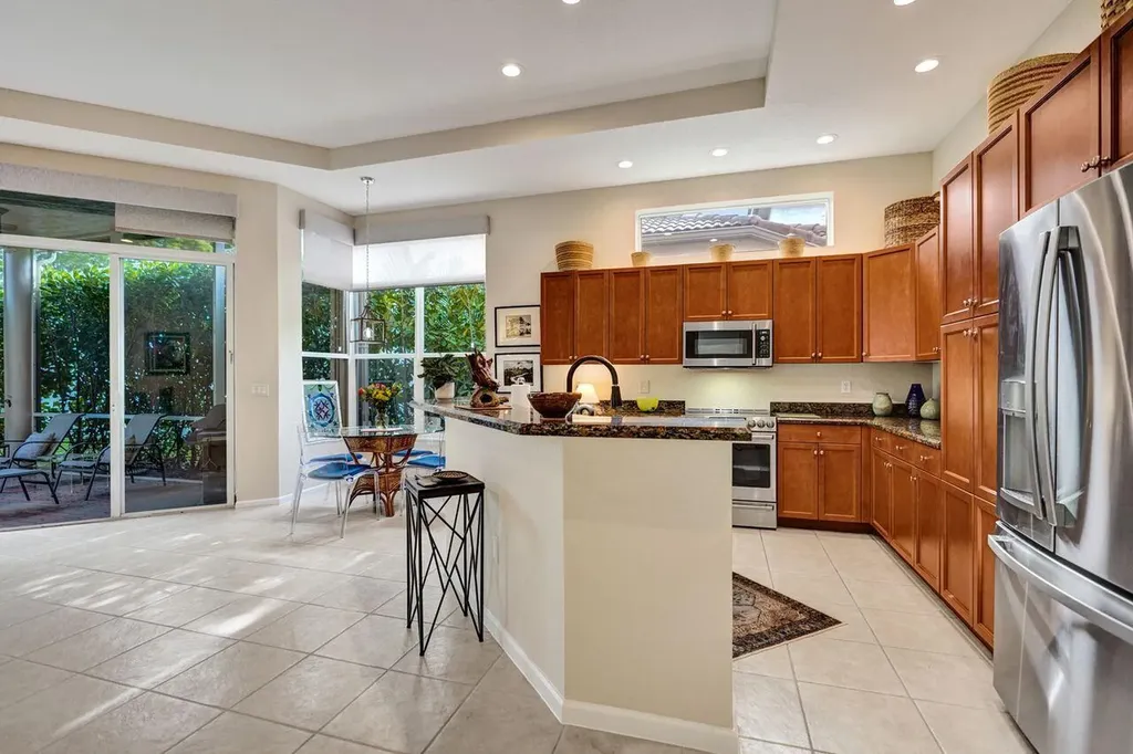 9625 Via Elegante Wellington FL 33411