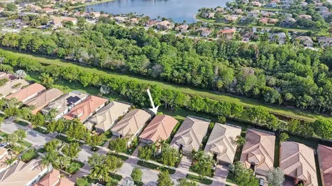 9625 Via Elegante Wellington FL 33411