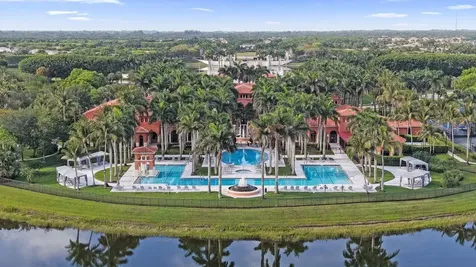 9625 Via Elegante Wellington FL 33411