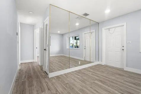 2923 NW 48th Street Fort Lauderdale FL 33309