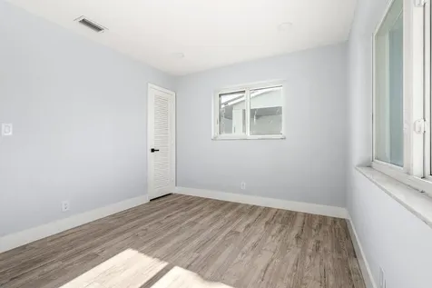 2923 NW 48th Street Fort Lauderdale FL 33309