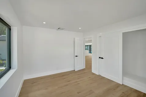 669 SW 3rd Street Boca Raton FL 33486