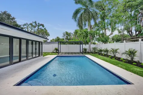 669 SW 3rd Street Boca Raton FL 33486