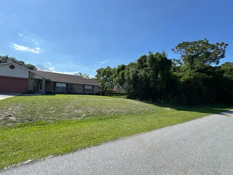 1970 SE Trapp Avenue Avenue SE Palm Bay FL 32909