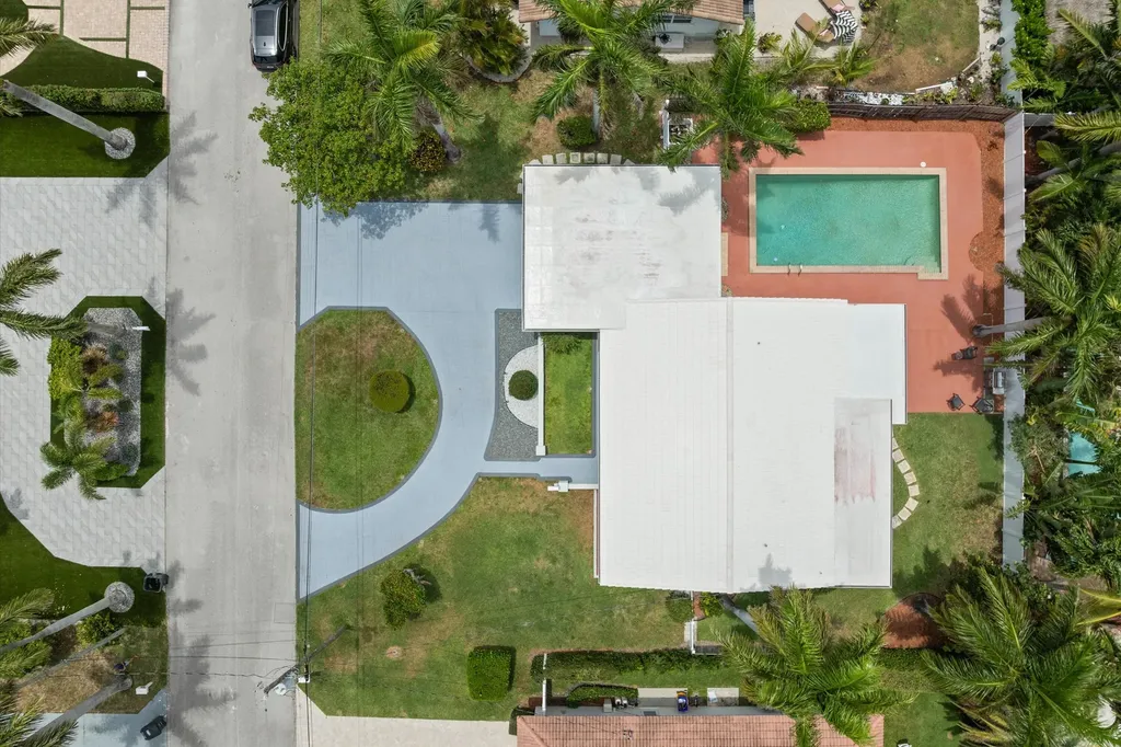 801 Berkeley Street Boca Raton FL 33487
