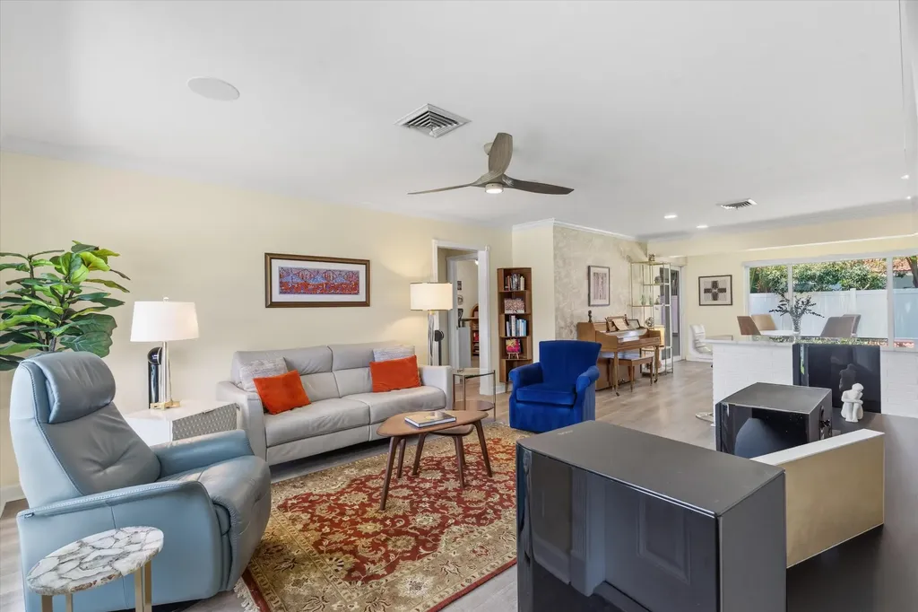 801 Berkeley Street Boca Raton FL 33487