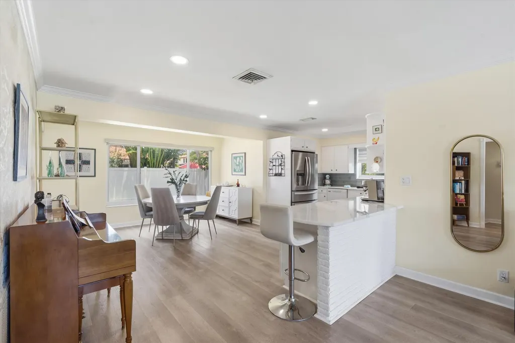 801 Berkeley Street Boca Raton FL 33487