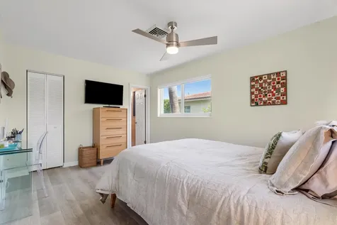 801 Berkeley Street Boca Raton FL 33487