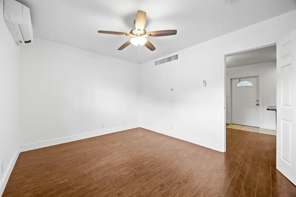 413 SE 16th Street Fort Lauderdale FL 33316