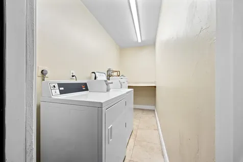 413 SE 16th Street Fort Lauderdale FL 33316