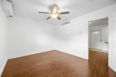413 SE 16th Street Fort Lauderdale FL 33316