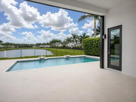 17370 Santaluce Manor Boca Raton FL 33496