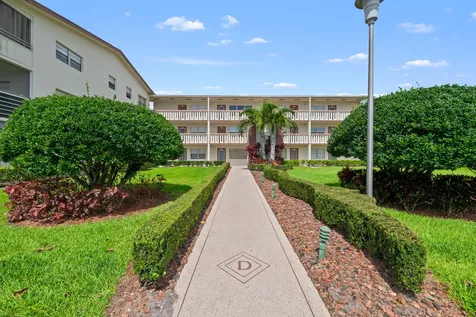 148 Preston Way Boca Raton FL 33434