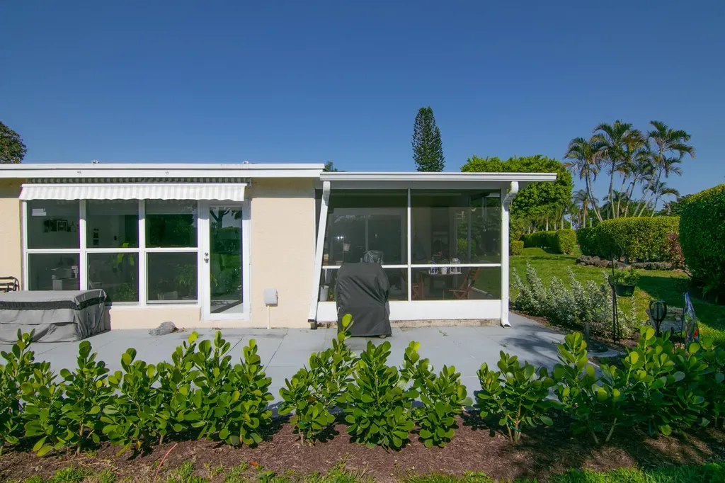 13787 Flora Place Delray Beach FL 33484