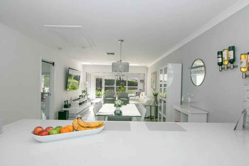 13787 Flora Place Delray Beach FL 33484
