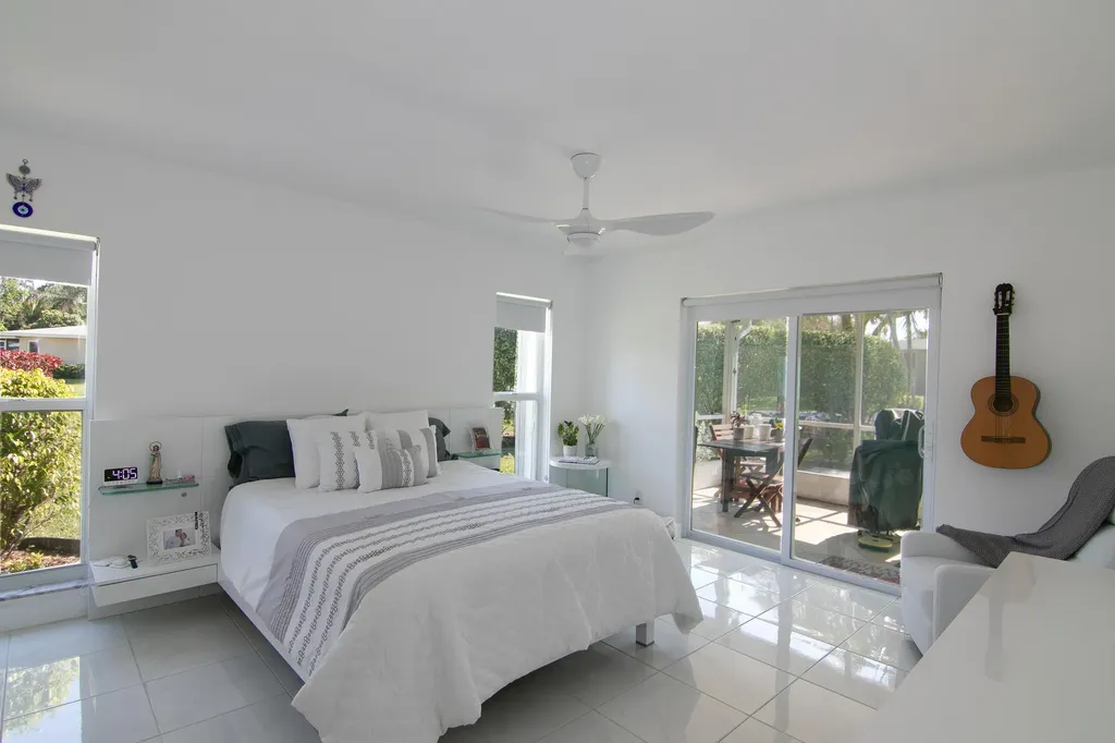 13787 Flora Place Delray Beach FL 33484