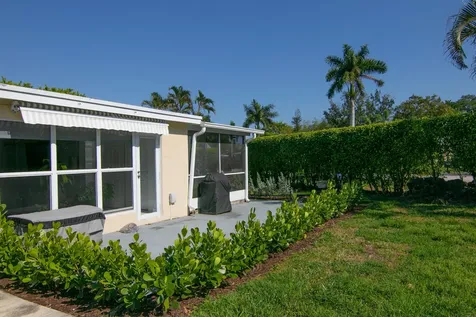 13787 Flora Place Delray Beach FL 33484