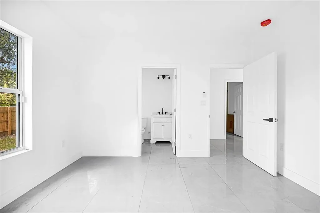 7990 NW 8th Avenue Miami FL 33150