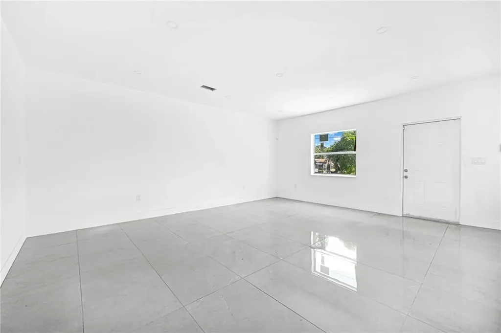 7990 NW 8th Avenue Miami FL 33150