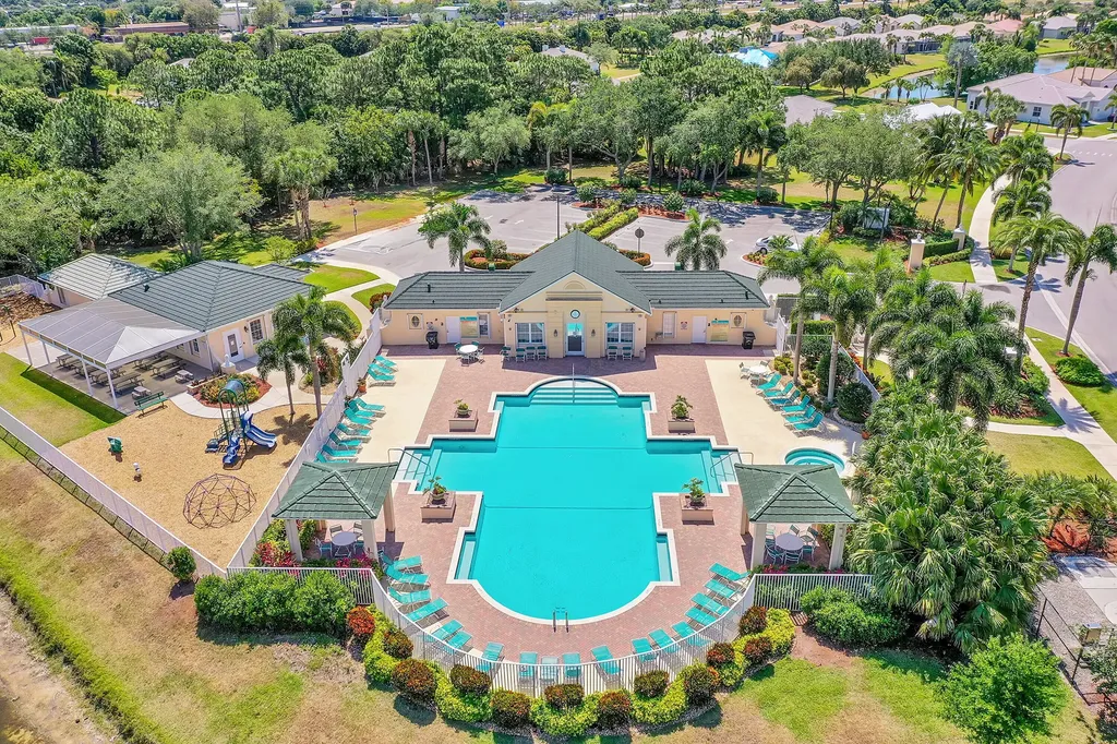 515 SW Indian Key Drive Port St Lucie FL 34986