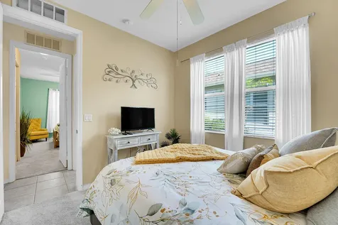515 SW Indian Key Drive Port St Lucie FL 34986