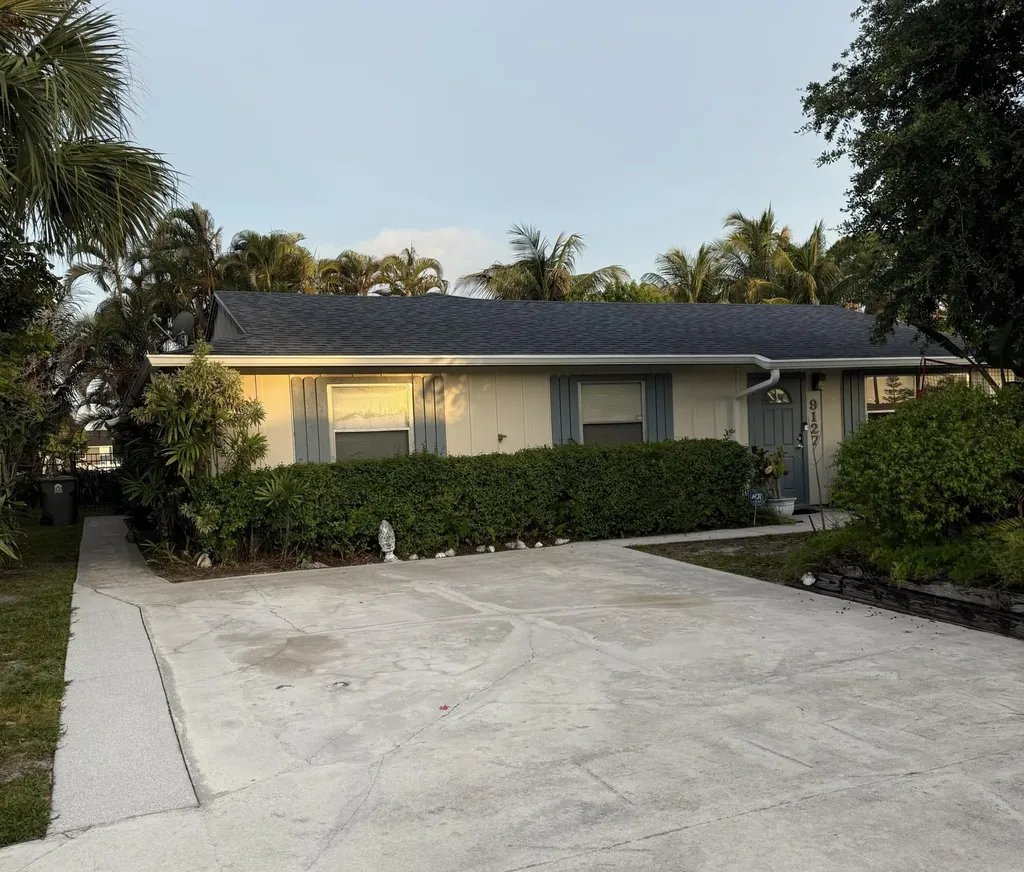 9129 W Highland Pines Boulevard Palm Beach Gardens FL 33418