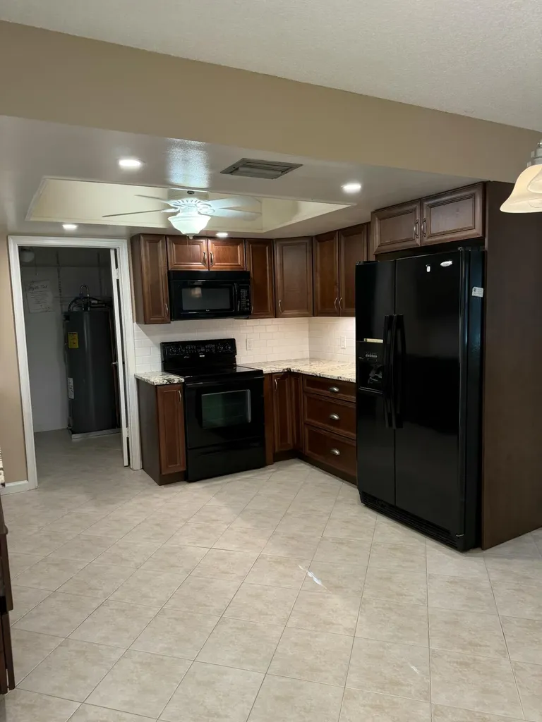 9129 W Highland Pines Boulevard Palm Beach Gardens FL 33418