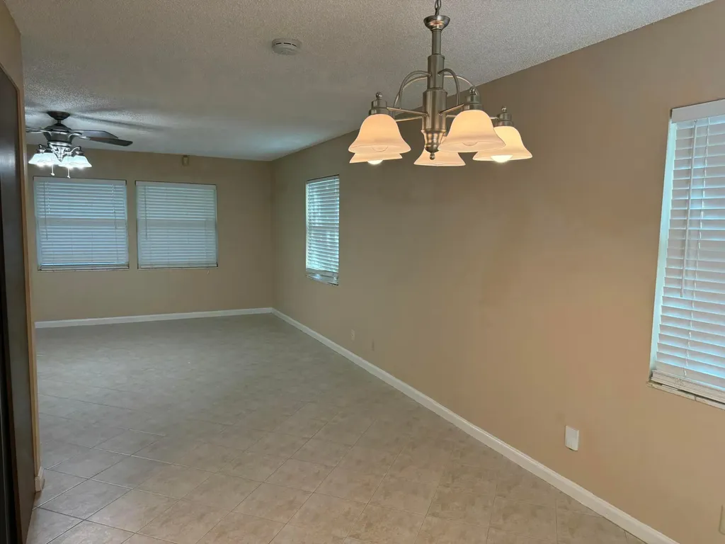 9129 W Highland Pines Boulevard Palm Beach Gardens FL 33418