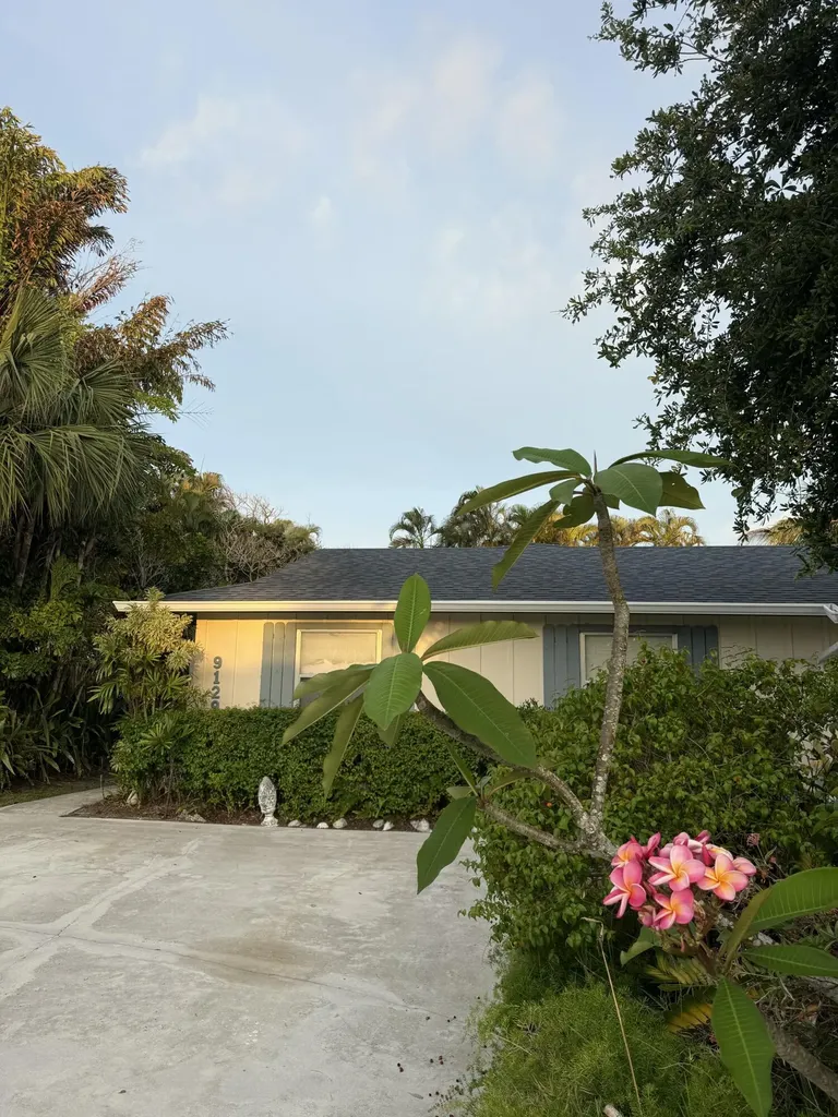 9129 W Highland Pines Boulevard Palm Beach Gardens FL 33418